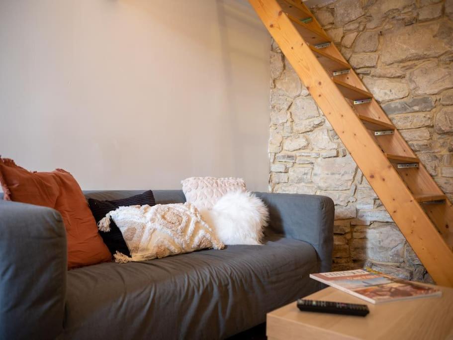 Appartement Tout Equipe 4 Couchages Avec Terrasse Et Parking 沃内勒 外观 照片